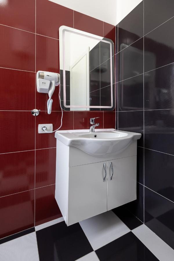 Compas Boutique Hotel Голем Екстер'єр фото