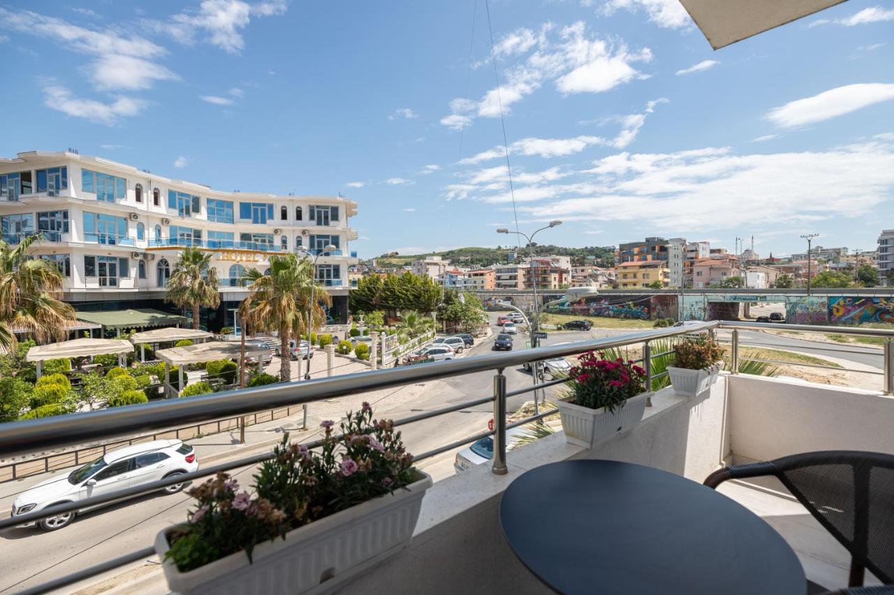 Compas Boutique Hotel Голем Екстер'єр фото