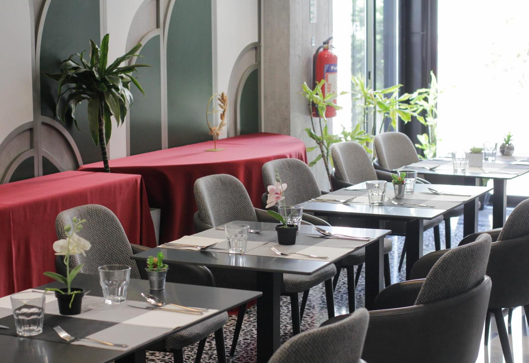 Compas Boutique Hotel Голем Екстер'єр фото
